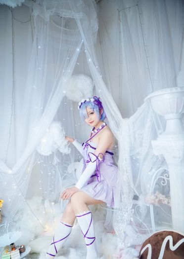 Re:从零开始的异世界生活 睡衣蕾姆·艾米莉亚风 COS