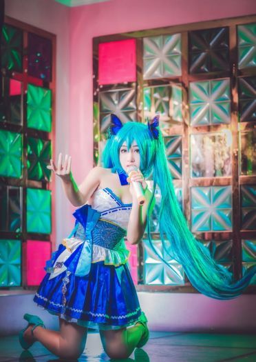 VOCALOID 随心所欲巫女·初音miku COS