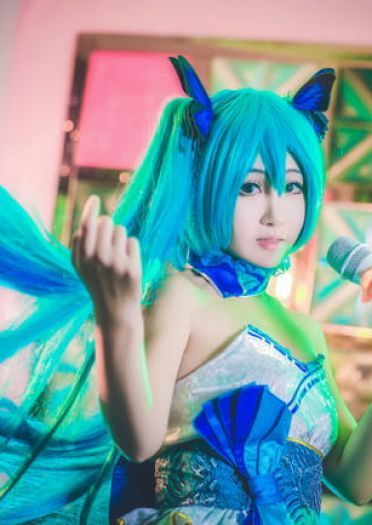 VOCALOID 随心所欲巫女·初音miku COS