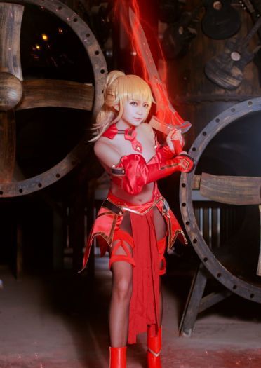 莫德雷德 战斗服