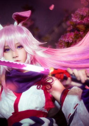 gif【崩坏学园】八重樱-逆神巫女