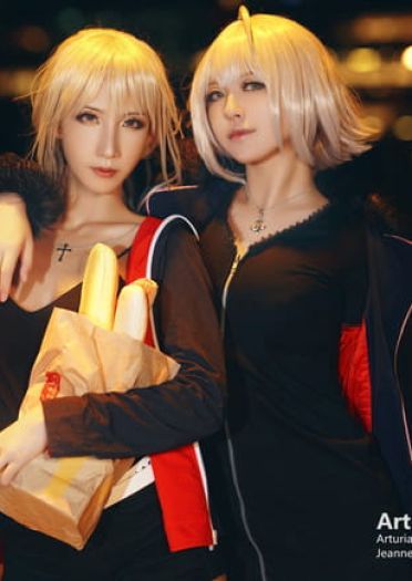 Fate/Grand Order 黑贞德&黑saber cosplay图片