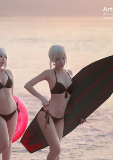 Fate/Grand Order 泳装黑贞德&黑saber cosplay图片