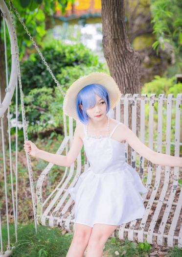 Re 从零开始的异界生活蕾姆白裙ver(1)