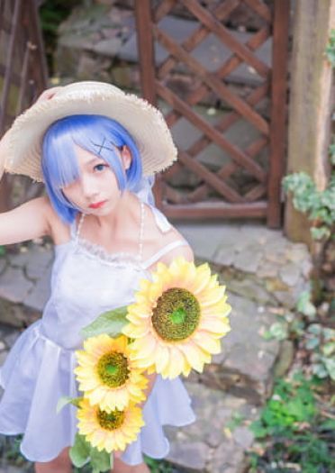 Re 从零开始的异界生活蕾姆白裙ver(1)