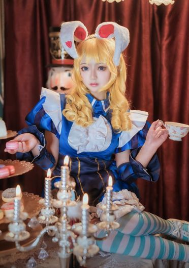 王者荣耀 妲己爱丽丝 cosplay图片(1)
