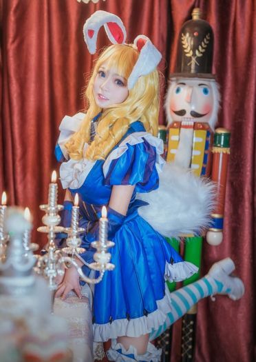 王者荣耀 妲己爱丽丝 cosplay图片(1)
