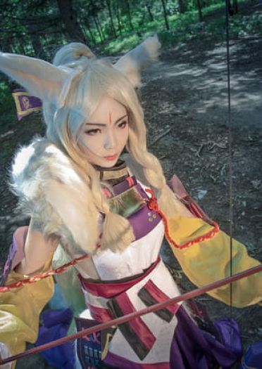 网易手游阴阳师 源博雅&白狼 cosplay图片(1)