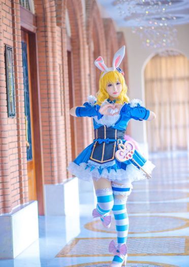 王者荣耀 妲己爱丽丝cosplay图片(1)