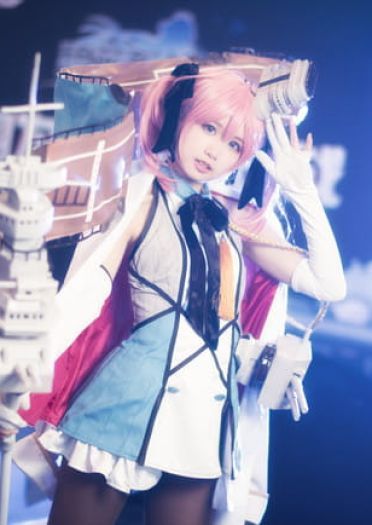 碧蓝航线-萨拉托加 cos 场照