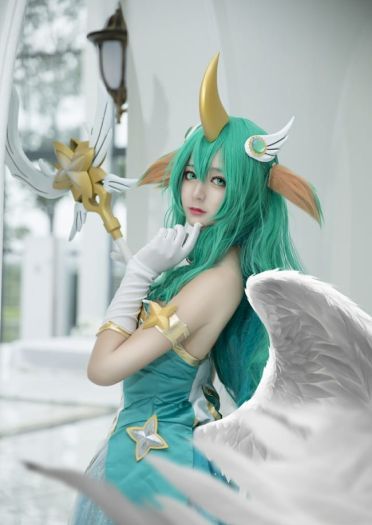 英雄联盟众星之子索拉卡cos