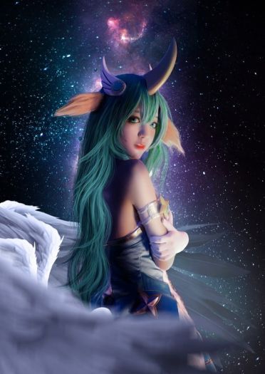 英雄联盟众星之子索拉卡cos