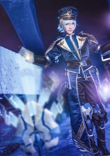 诸葛亮 星航指挥官cosplay图片(1)