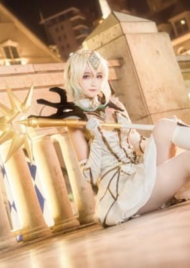 英雄联盟 寒冬中闪亮冻人的拉克丝 cosplay