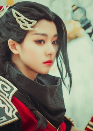 血海苍凉刀光凝，浪子唱罢鹰长鸣。cosplay