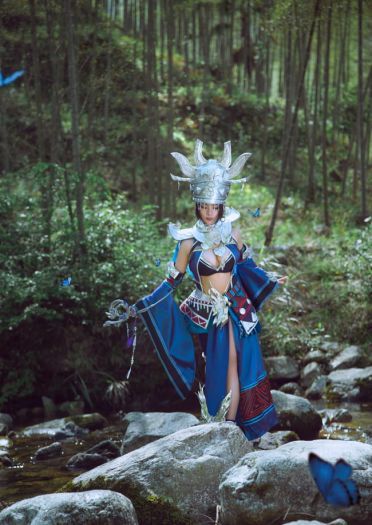剑侠情缘网络版叁  五毒成女 cosplay图片
