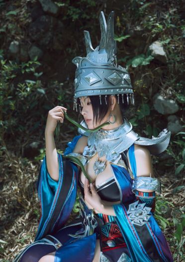 剑侠情缘网络版叁  五毒成女 cosplay图片