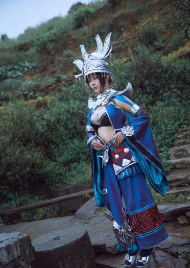 剑侠情缘网络版叁  五毒成女 cosplay图片