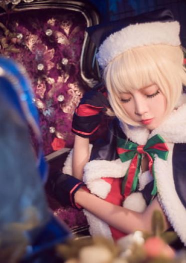 《fate/grand order》阿尔托莉雅·潘德拉贡 圣诞快乐