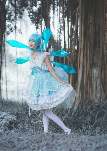 东方Project 琪露诺二设 cosplay图片