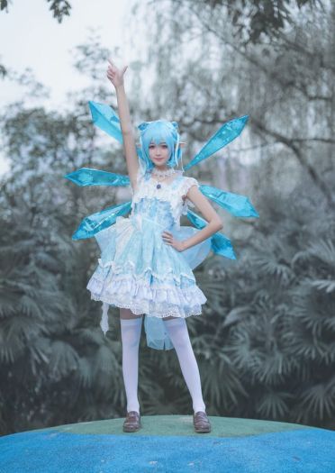 东方Project 琪露诺二设 cosplay图片