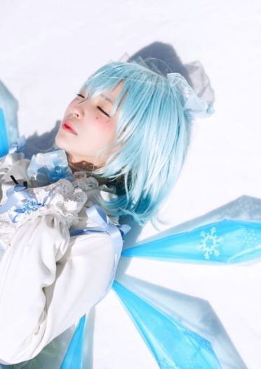 东方Project 琪露诺 cosplay图片