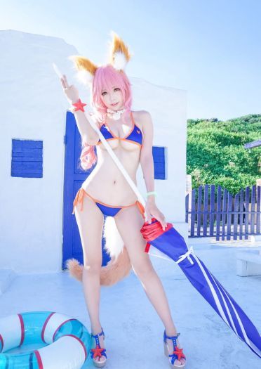 Fate/Grand Order 玉藻前泳装 cosplay图片(1)