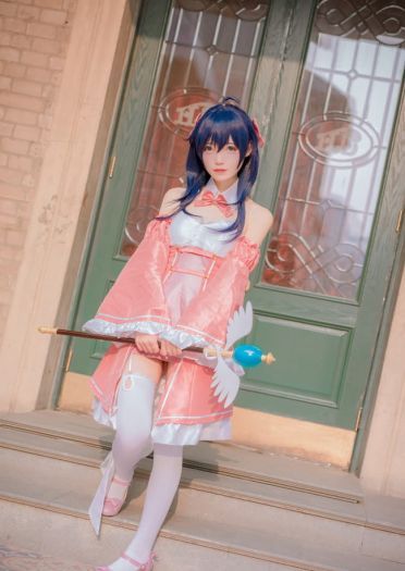 线上游戏的老婆不可能是女生? =玉置亚子