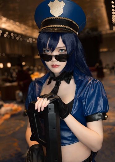 英雄联盟 女警狙击