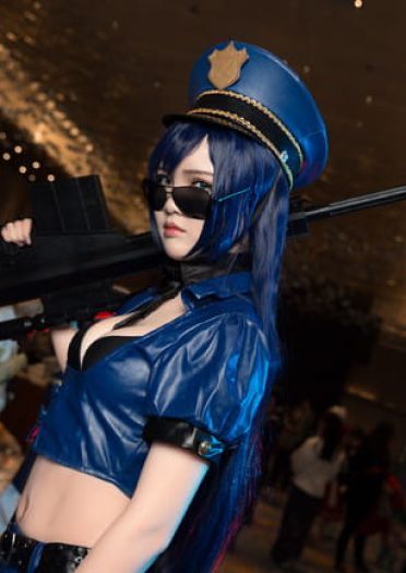 英雄联盟 女警狙击