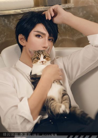 恋与制作人 你的时间属于我 李言泽cosplay