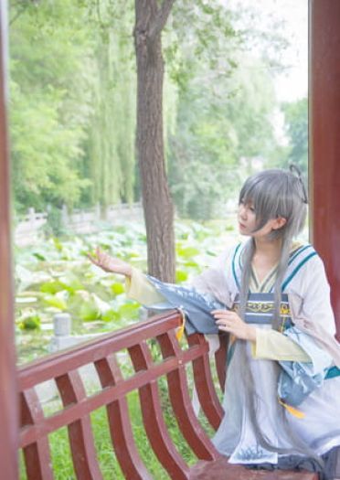 VOCALOID 洛天依 芷汀兰 cosplay