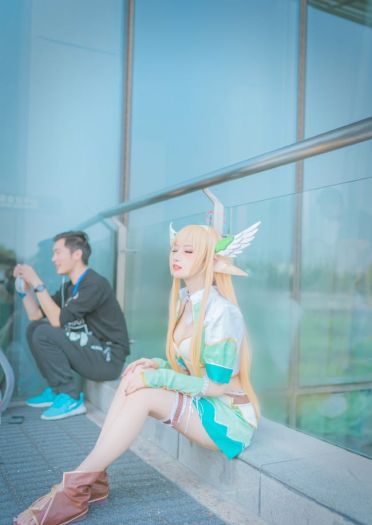 光明之刃 艾尔薇 拉娜 精灵公主cosplay