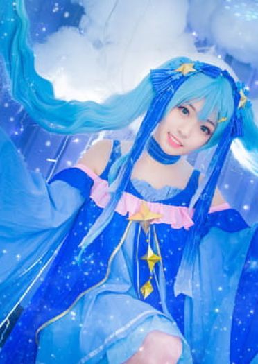 初音未来 星与雪的公主 cosplay