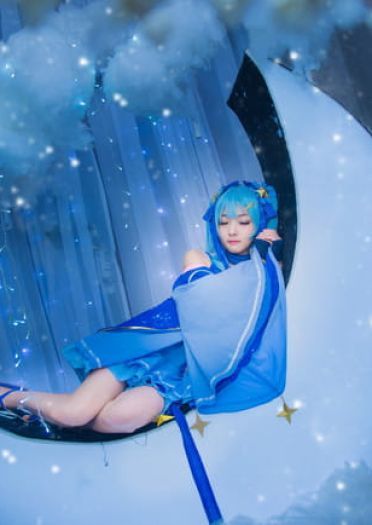 初音未来 星与雪的公主 cosplay