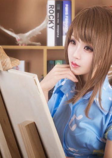 恋与制作人-----白起卡女主