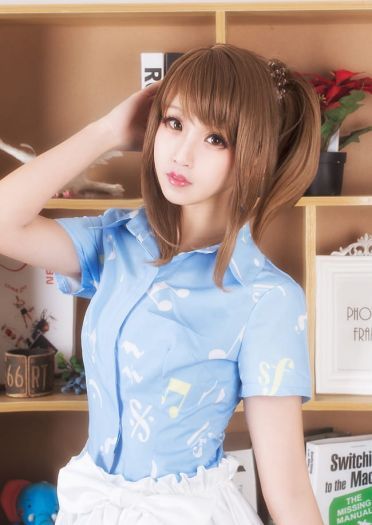 恋与制作人-----白起卡女主