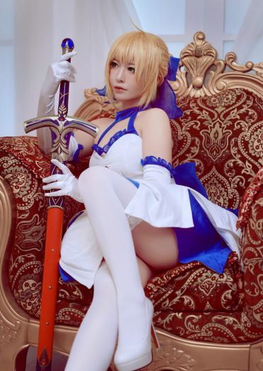 Fate Stay Night Saber蓝百合cosplay图片