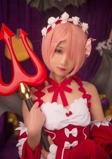 从零开始的异世界生活 蕾姆拉姆小恶魔 cosplay(1)