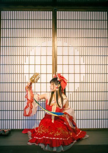 【东方】乐园的巫女