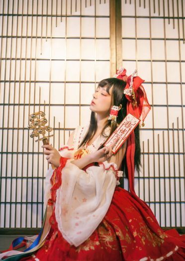 【东方】乐园的巫女