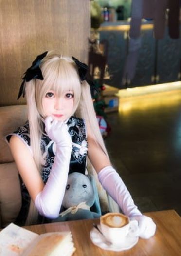 缘之空 穹妹黑旗袍 cosplay