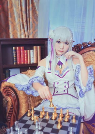 Re:从零开始的异世界生活 艾米莉娅 cosplay