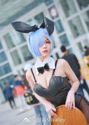 雷姆兔女郎 · 场照