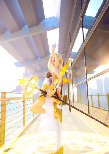 守望先锋 安吉拉·齐格勒 天使同人 cosplay