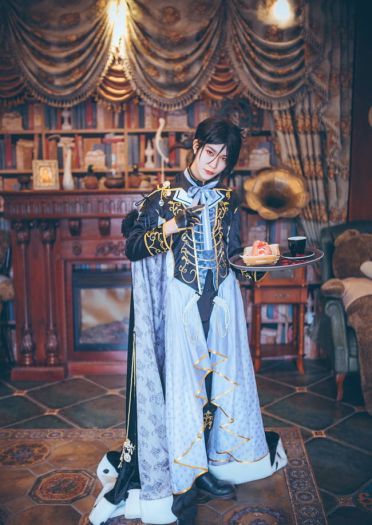 黑执事 夏尔 塞巴斯 正太 制服 cosplay