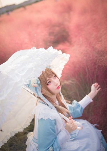 Lolita 那一季的花田 与少女的腼腆 cosplay