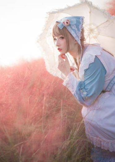 Lolita 那一季的花田 与少女的腼腆 cosplay