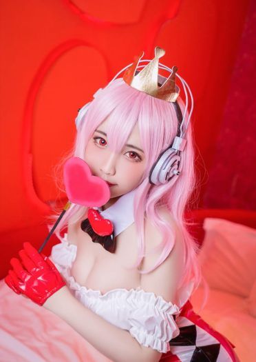 超级索尼子 是你的女王陛下 足控福利 cosplay