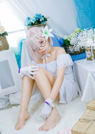 玛修 两周年礼服